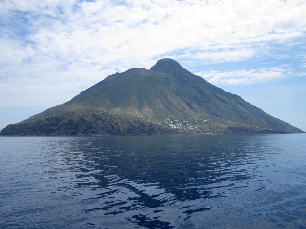 Scaled image 0473_stromboli.jpg 