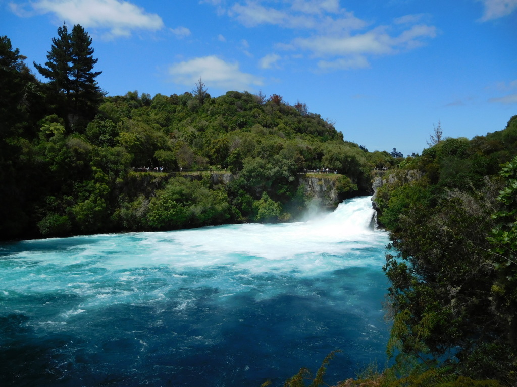 Scaled image 0332_huaka_falls.jpg 